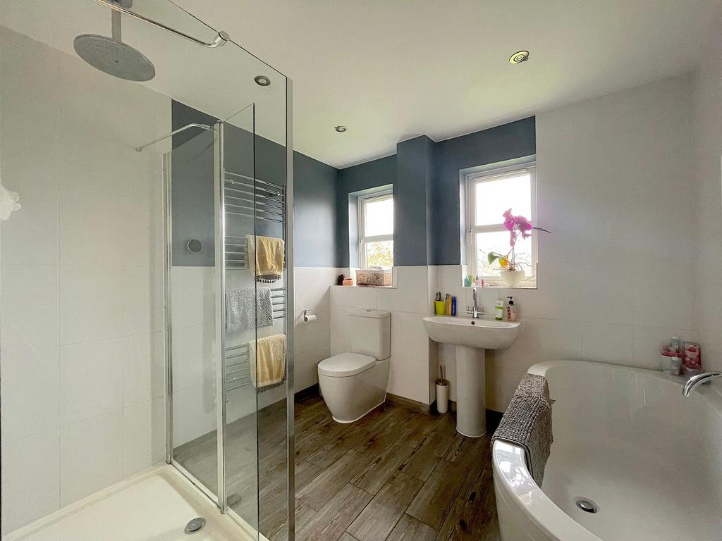 Bathroom (1)