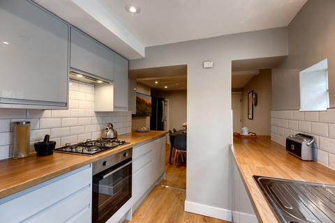 1 bedroom in a house share to rent, Stafford Road, Sheffield S2