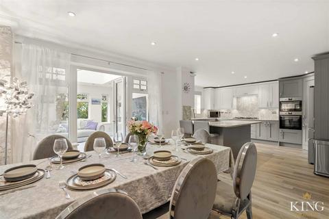 5 bedroom detached house for sale, Jenkinson Gardens, Inkberrow, Worcester