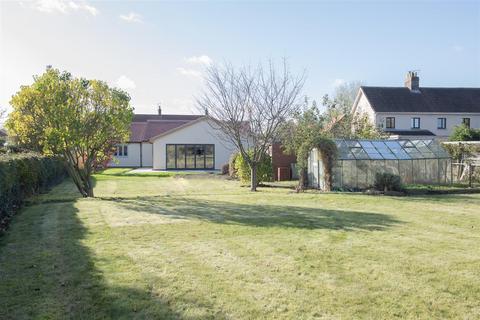 4 bedroom detached bungalow for sale, Main Street, Watton