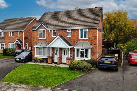 3 bedroom semi-detached house for sale, Hackett Close, Ashby-de-la-zouch LE65