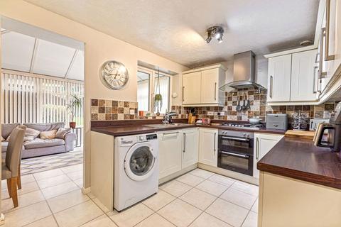 3 bedroom semi-detached house for sale, Hackett Close, Ashby-de-la-zouch LE65