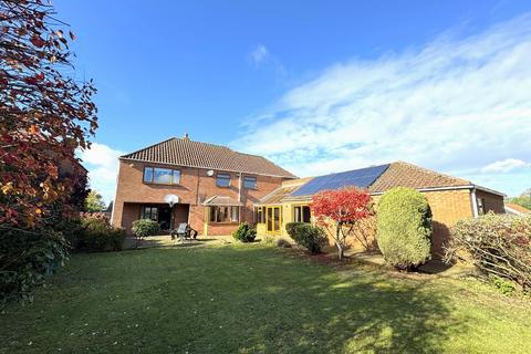undefined, SOUTH WOOTTON - Sizeable 4 Bed Detached Residence on Sought-After Nursery Lane