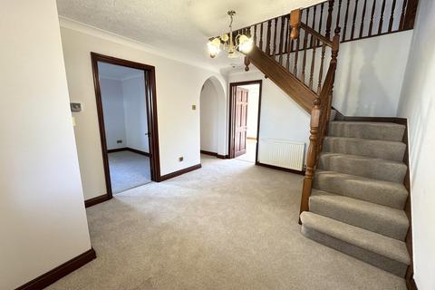 undefined, SOUTH WOOTTON - Sizeable 4 Bed Detached Residence on Sought-After Nursery Lane
