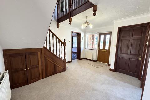 undefined, SOUTH WOOTTON - Sizeable 4 Bed Detached Residence on Sought-After Nursery Lane