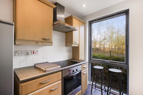 1 bedroom apartment to rent, Lanacre Avenue, London