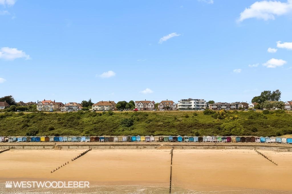 Frinton 1-upscale-4x