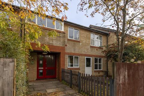 Blyth Close, Twickenham