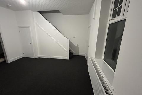 3 bedroom terraced house to rent, Longnewton Street, Seaham