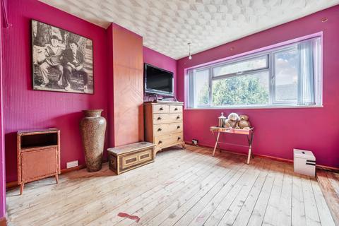 3 bedroom semi-detached house for sale, Hillcrest Road, Gloucestershire GL5