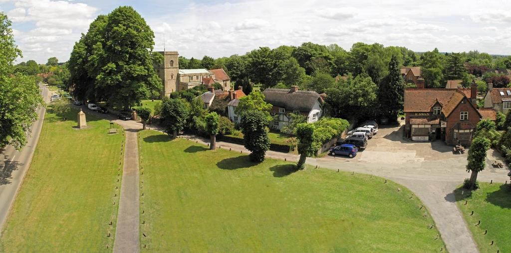 THE GREEN & THE SWAN FOOD HOUSE.jpg