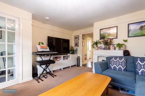 3 bedroom end of terrace house for sale, Galmington Close, Taunton