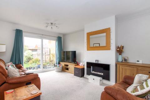 3 bedroom semi-detached house for sale, Leys Road, Hemel Hempstead