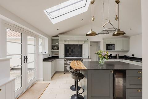 80 High Road, Needham, Harleston, IP20 9LB