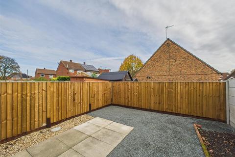 2 bedroom terraced bungalow for sale, Holmes Field, Bassingham, Lincoln