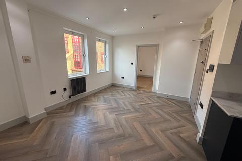 undefined, London Road, Romford RM7