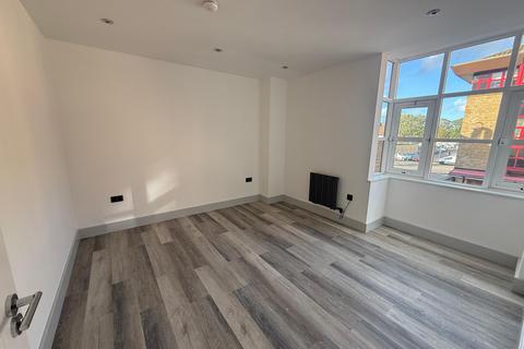 undefined, London Road, Romford RM7