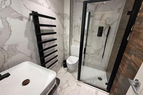 undefined, London Road, Romford RM7