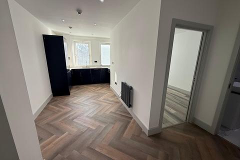 undefined, London Road, Romford RM7