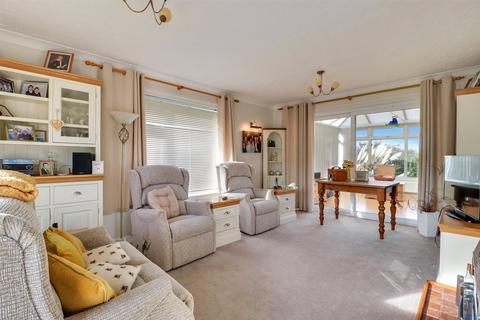 2 bedroom bungalow for sale, Instow, Bideford, Devon, EX39