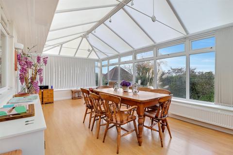 2 bedroom bungalow for sale, Instow, Bideford, Devon, EX39