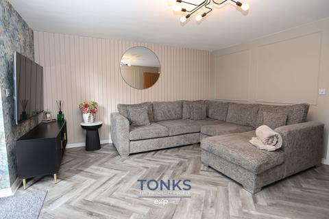 3 bedroom semi-detached house for sale, Chandler Drive, Kingswinford DY6