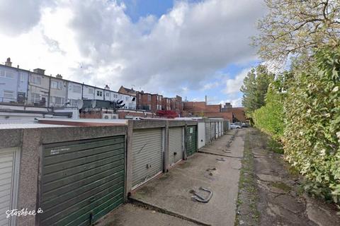 undefined, High Street, Ruislip HA4