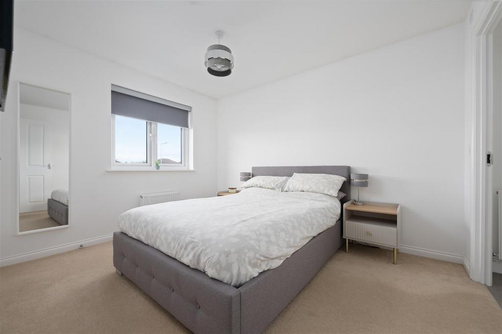 6 Colin Smith Place016.JPG
