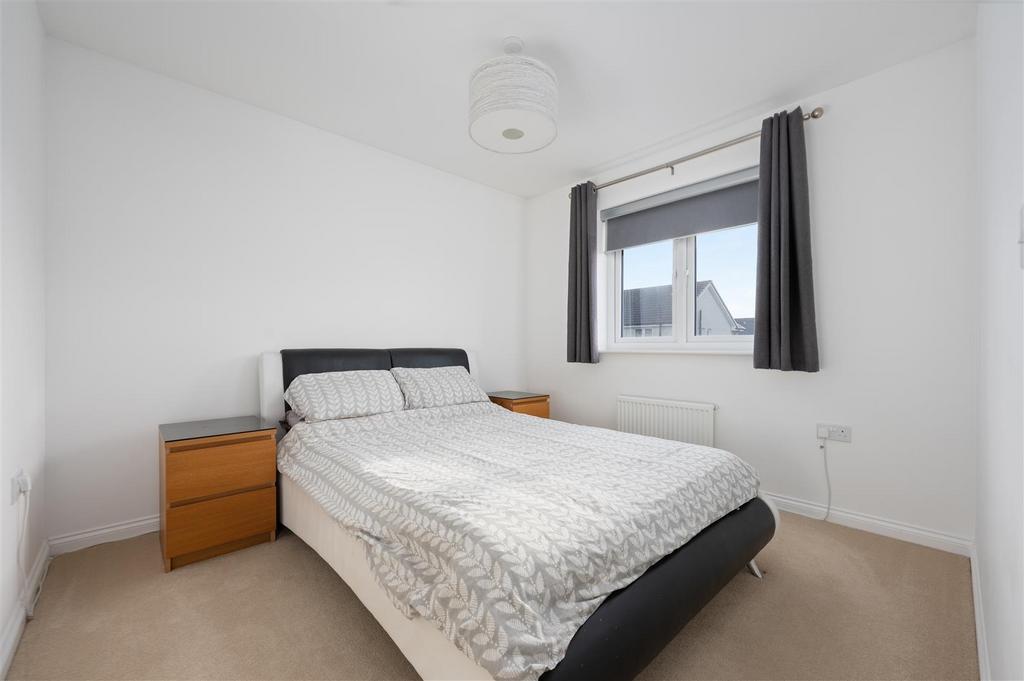 6 Colin Smith Place023.JPG