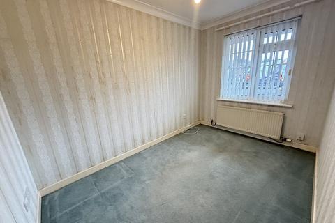 undefined, Lon Tudur, Llangefni, Anglesey, LL77