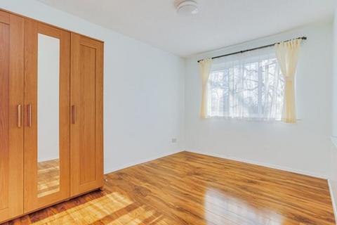 undefined, Firs Close, Mitcham, CR4