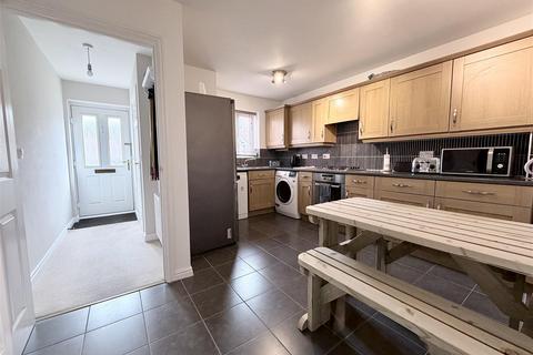 2 bedroom end of terrace house for sale, Swan Meadow, Chase Meadow, Warwick