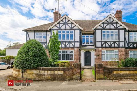 undefined, Algers Road, Loughton, IG10