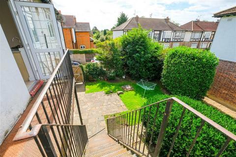 undefined, Algers Road, Loughton, IG10