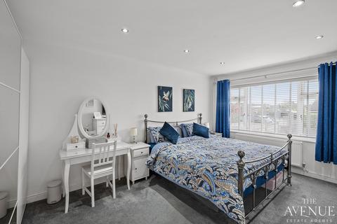 undefined, 8 Dylan Road, Longton, Stoke-on-trent, Staffordshire, ST3 1SR