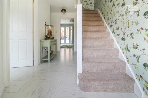 3 bedroom semi-detached house for sale, Newton Leys, Milton Keynes MK3