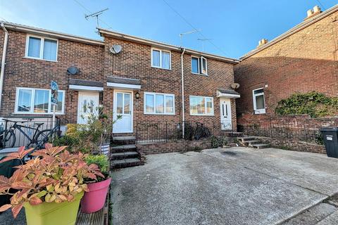 2 bedroom terraced house for sale, Stainers Close, Ryde, PO33 2SP