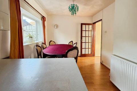 undefined, Ballater Crescent, Chester CH3