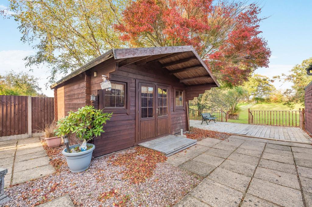 Garden room/bar