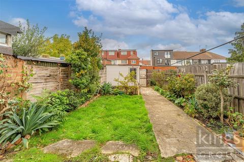 3 bedroom terraced house for sale, Selhurst Road, Edmonton, N9