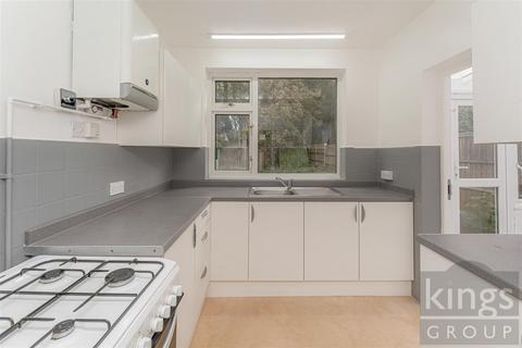 3 bedroom end of terrace house for sale, Amersham Avenue, Edmonton, N18