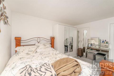 4 Inverness Road, London, N18 2EE