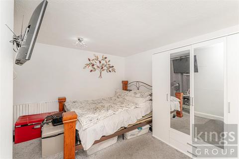 4 Inverness Road, London, N18 2EE