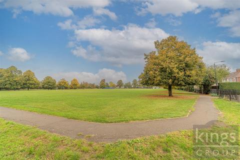 4 Inverness Road, London, N18 2EE