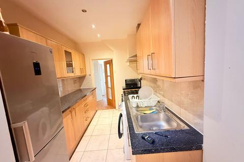 undefined, Barley Lane, Ilford IG3