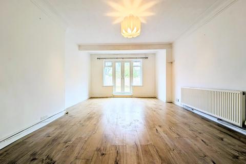 1 bedroom flat to rent, Beverley Way, London