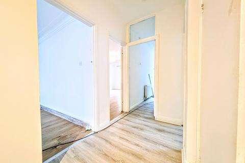 1 bedroom flat to rent, Beverley Way, London