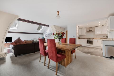 2 bedroom apartment for sale, Crescent Road, Beckenham BR3