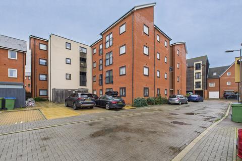Aylesbury HP19