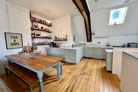 2 bedroom flat for sale, Schoolhouse Yard, Bloomfield Road, Woolwich, London, SE18 7JD